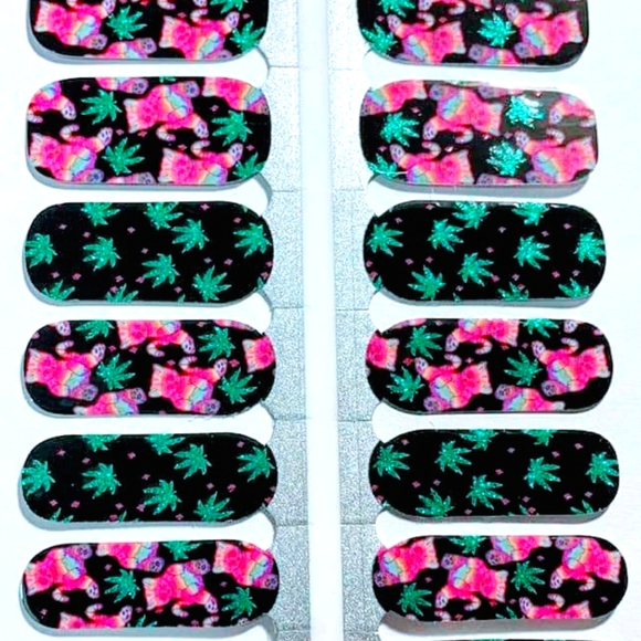 *SOLD*16 different Nail Wraps 💅 - Picture 12 of 16